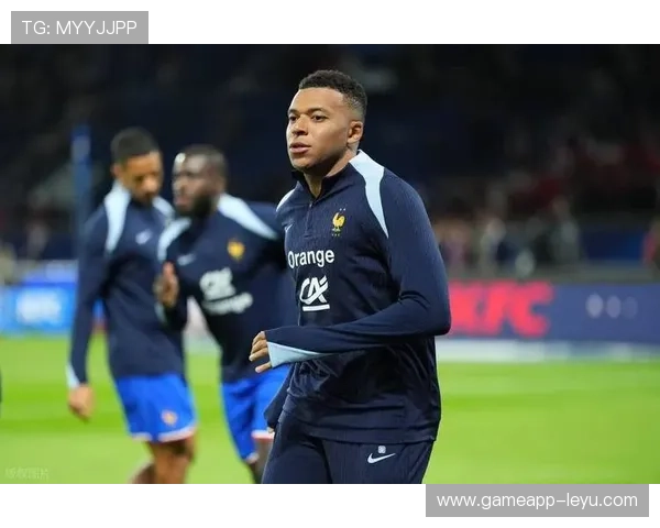 姆巴佩再创历史！法国天才闪耀赛场，打破多项纪录