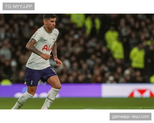 克里斯蒂安·罗梅罗力挺英超新星崛起,未来表现引多方期待 克里斯蒂安·罗梅罗力挺英超新星崛起,未来表现引多方期待