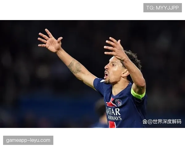 马尔基尼奥斯晒家庭温馨瞬间,尽显铁卫柔情一面