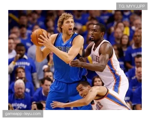 扎伊恩背打主导内线，与上赛季比效率大增